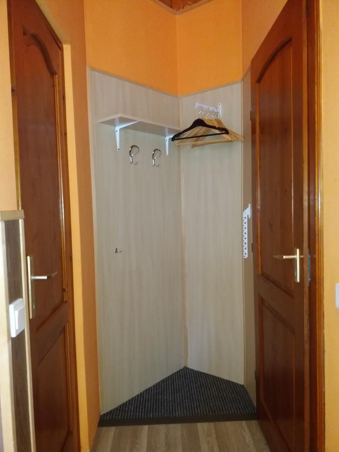Hajas Familia Kiado Szobak Balatonmáriafürdő 外观 照片